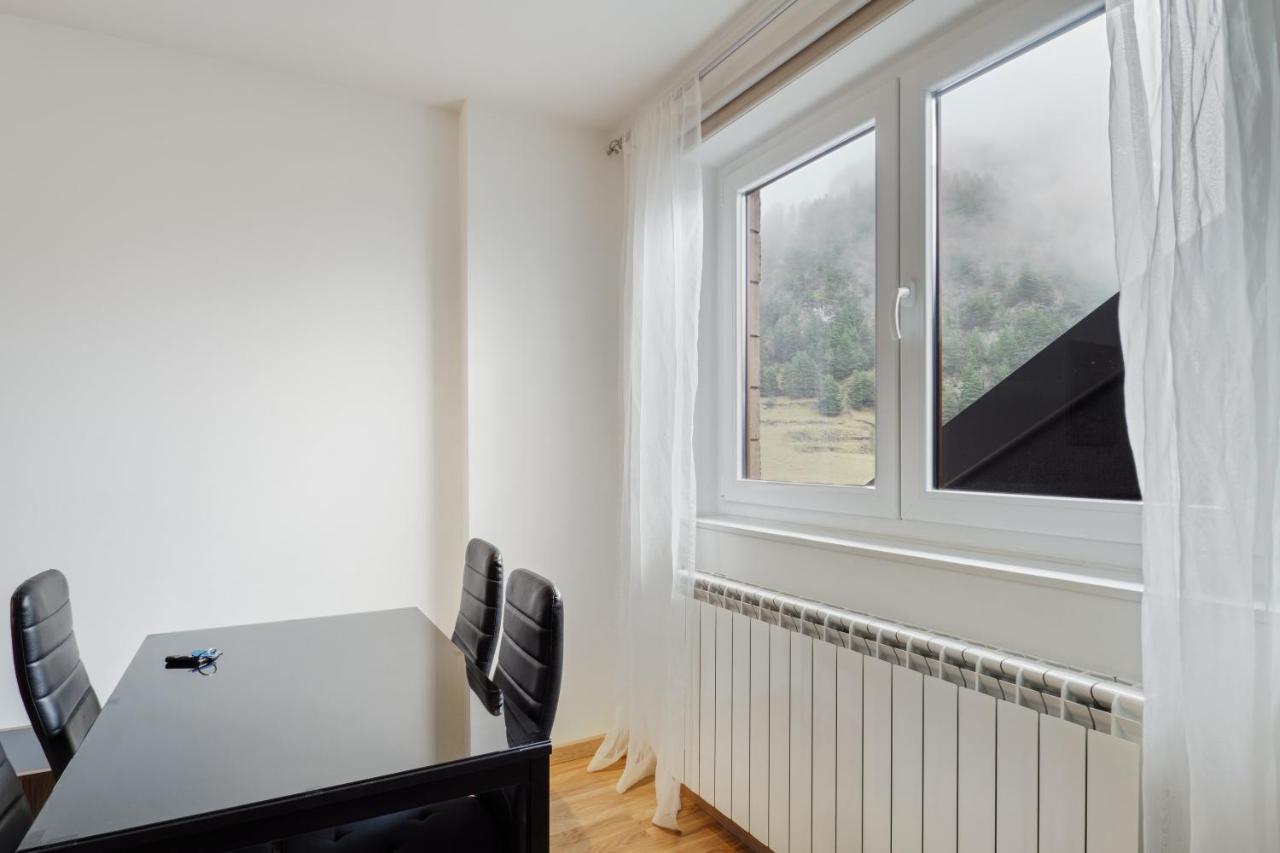 Comfortable Studio With Mountain View In Arinsal 40 M² + Ski Storage エクステリア 写真