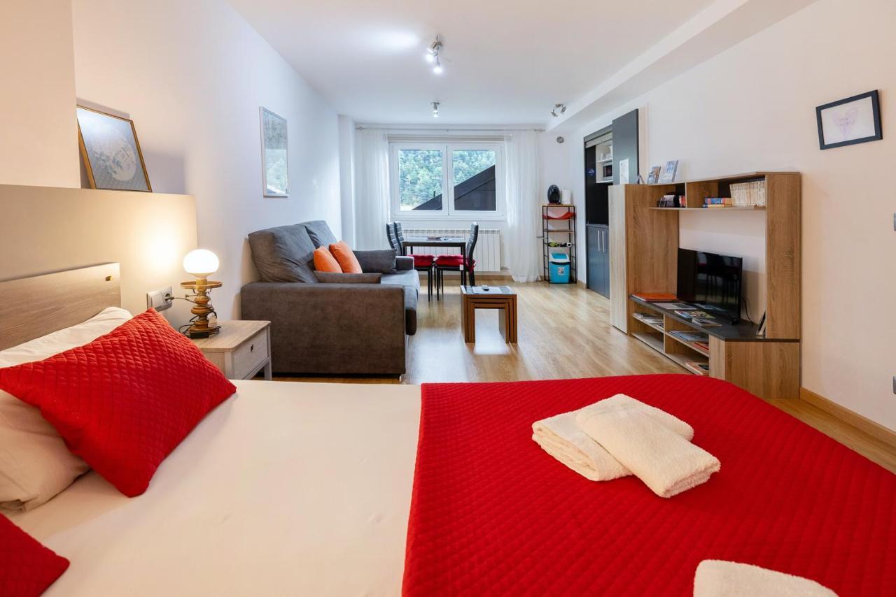 Comfortable Studio With Mountain View In Arinsal 40 M² + Ski Storage エクステリア 写真